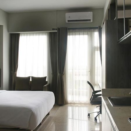 Graha Makara Suite Hotel & Residence Cikarang Dış mekan fotoğraf