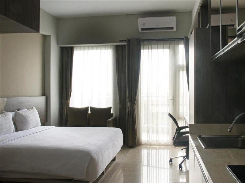 Graha Makara Suite Hotel & Residence Cikarang Dış mekan fotoğraf